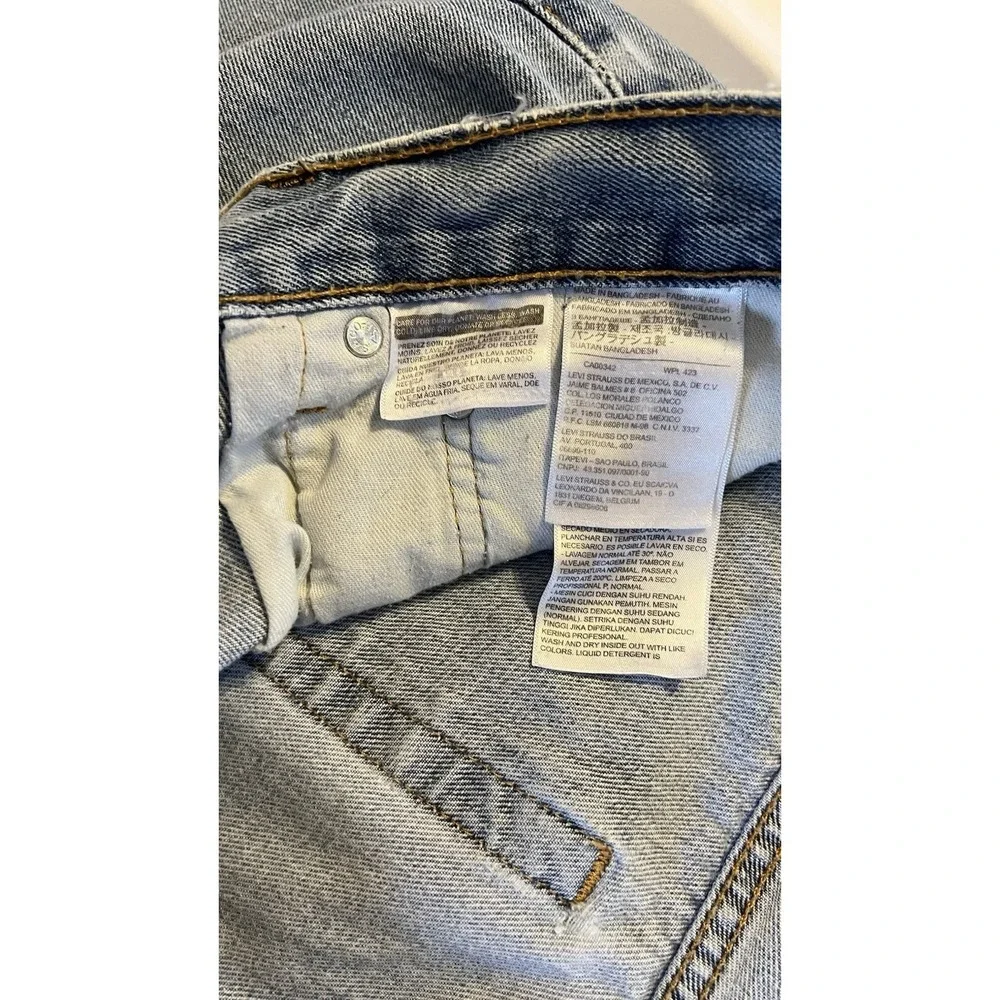 Levi's Men's 541 Athletic Fit Jean - Light Indigo, 38Wx36L. A0009